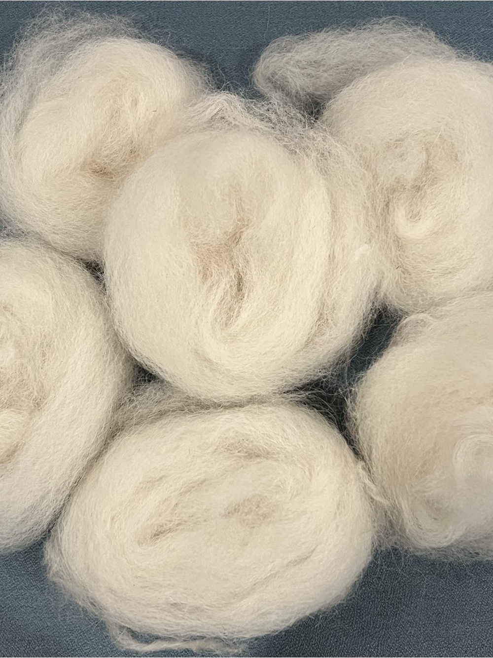 Hand Combed White Huacaya Alpaca Top Roving